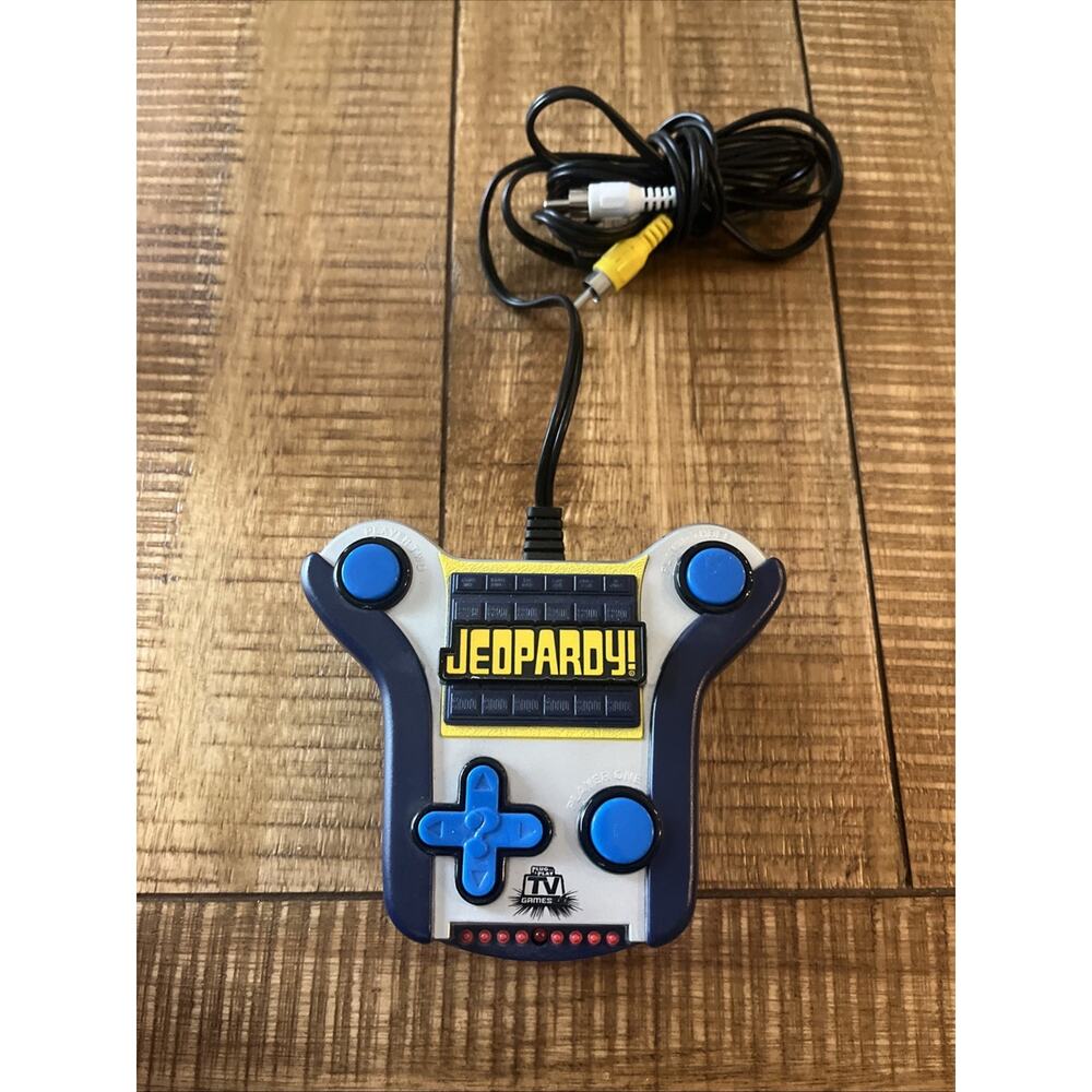 2007 JAKKS PACIFIC Jeopardy TV Plug N Play Handheld Video Game - Picture 5 of 5